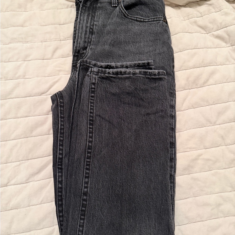 Abercrombie & Fitch Ultra High Rise 90s Straight Jean